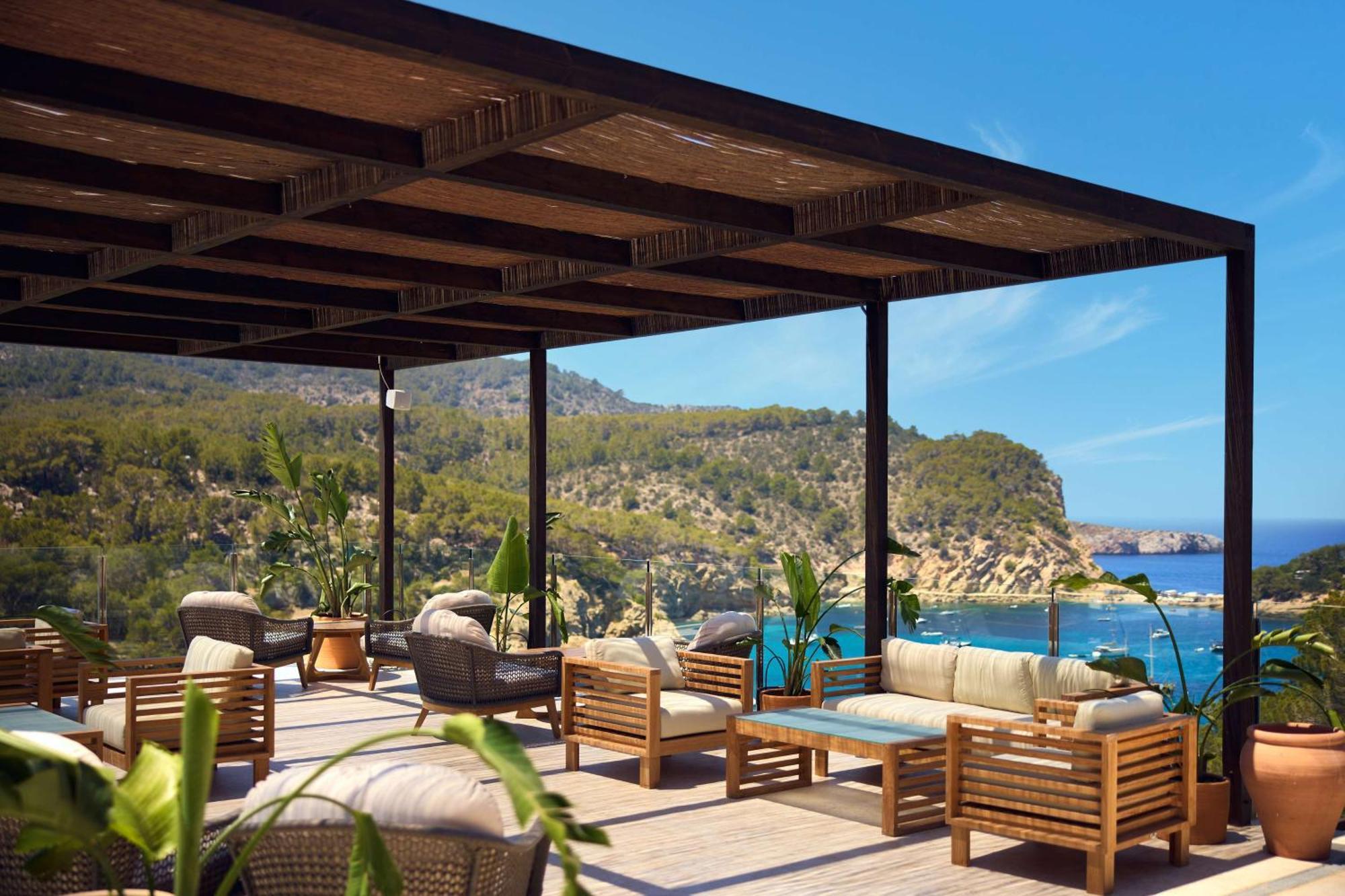 Cala San Miguel Ibiza Resort, Adults Only, Curio Collection By Hilton Port de Sant Miguel Eksteriør billede The hotel's restaurant
