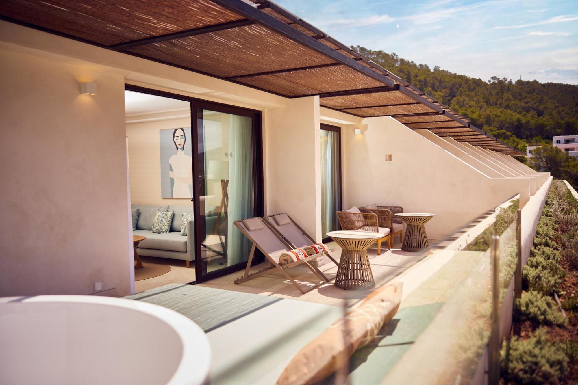 Cala San Miguel Ibiza Resort, Adults Only, Curio Collection By Hilton Port de Sant Miguel Eksteriør billede
